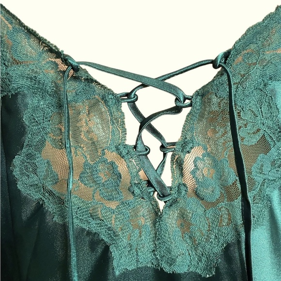VTG Fredericks of Hollywood Forest green strappy lace mini lingerie slip sz med - Picture 7 of 9